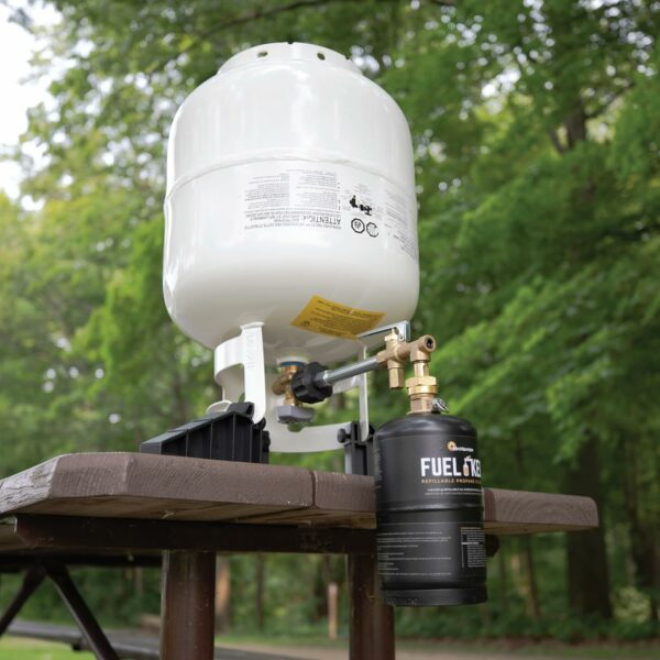 Mr. Heater Fuel Keg Refillable Propane Tank Kit with Stabilizing Feet for Outdoor Use - Image 3